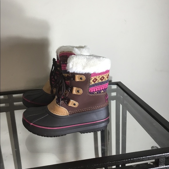 LONDON FOG Girls Tottenham Cold Weather Snow Boot - Picture 3 of 6